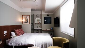 Kahden hengen standard-huone, 1 keskisuuri parisänky, tupakointi kielletty, poreamme | Yksilöllisesti sisustettu, yksilöllisesti kalustettu, ilmainen Wi-Fi