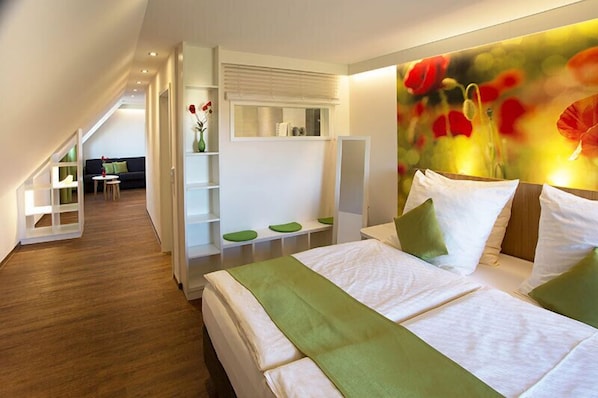 Schreibtisch, kostenloses WLAN, Bettwäsche