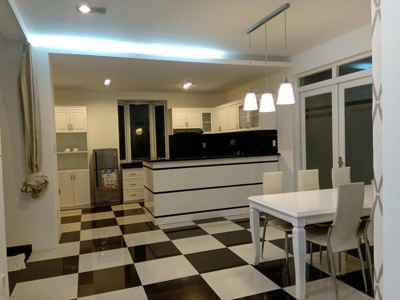 5 bedrooms, free WiFi, wheelchair access