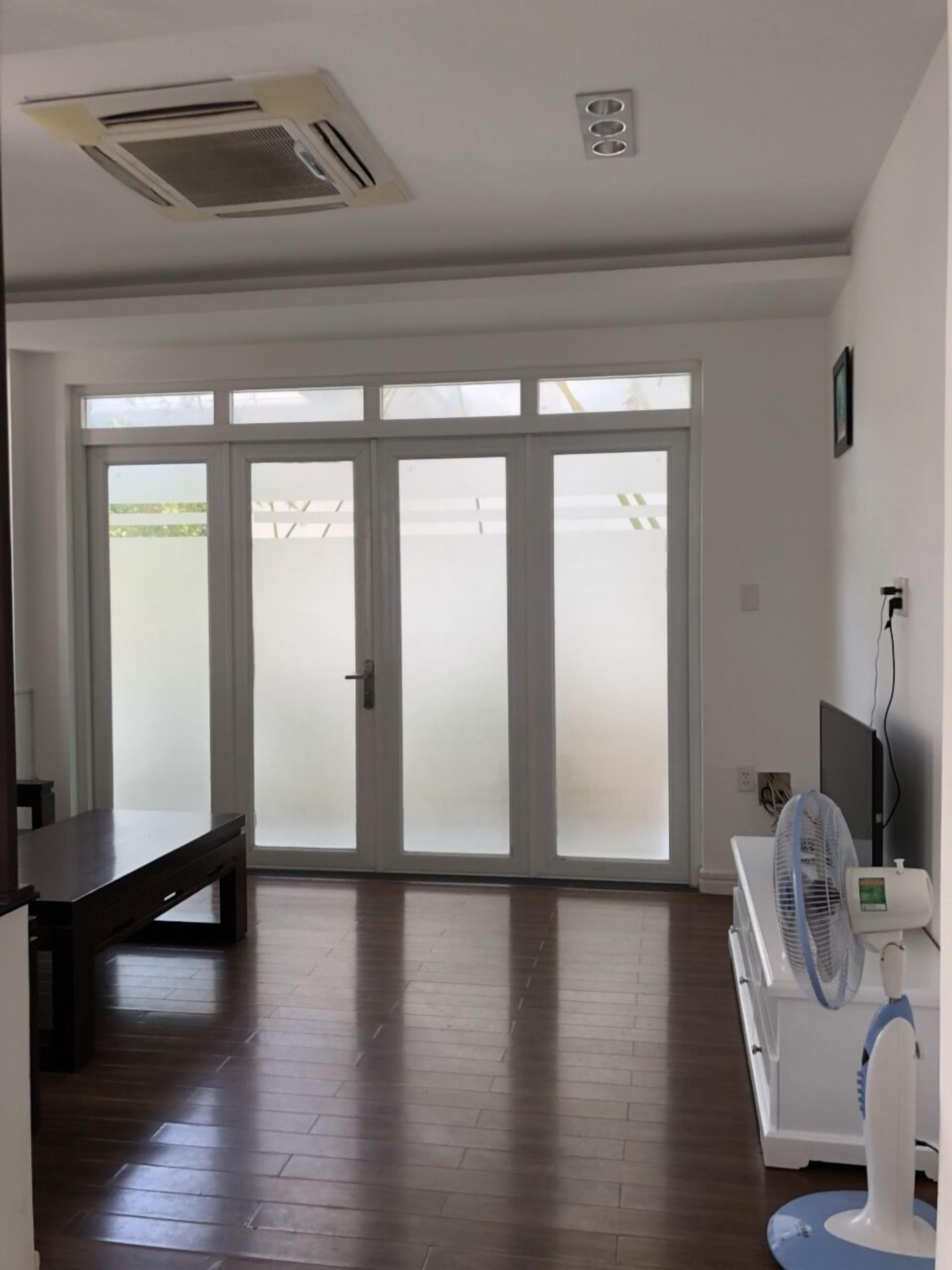 5 bedrooms, free WiFi, wheelchair access