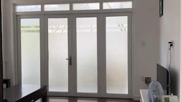 5 bedrooms, free WiFi, wheelchair access