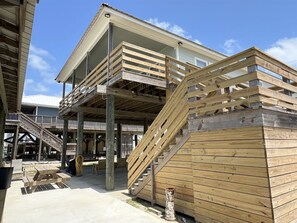 Exterior - Bottoms Up - Boat Access - Island Realty (Grand Isle)