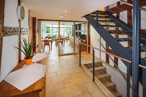 Nội thất lối vào