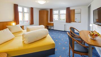 Double Room, City View | Premium bedding, in-room safe, desk, blackout drapes