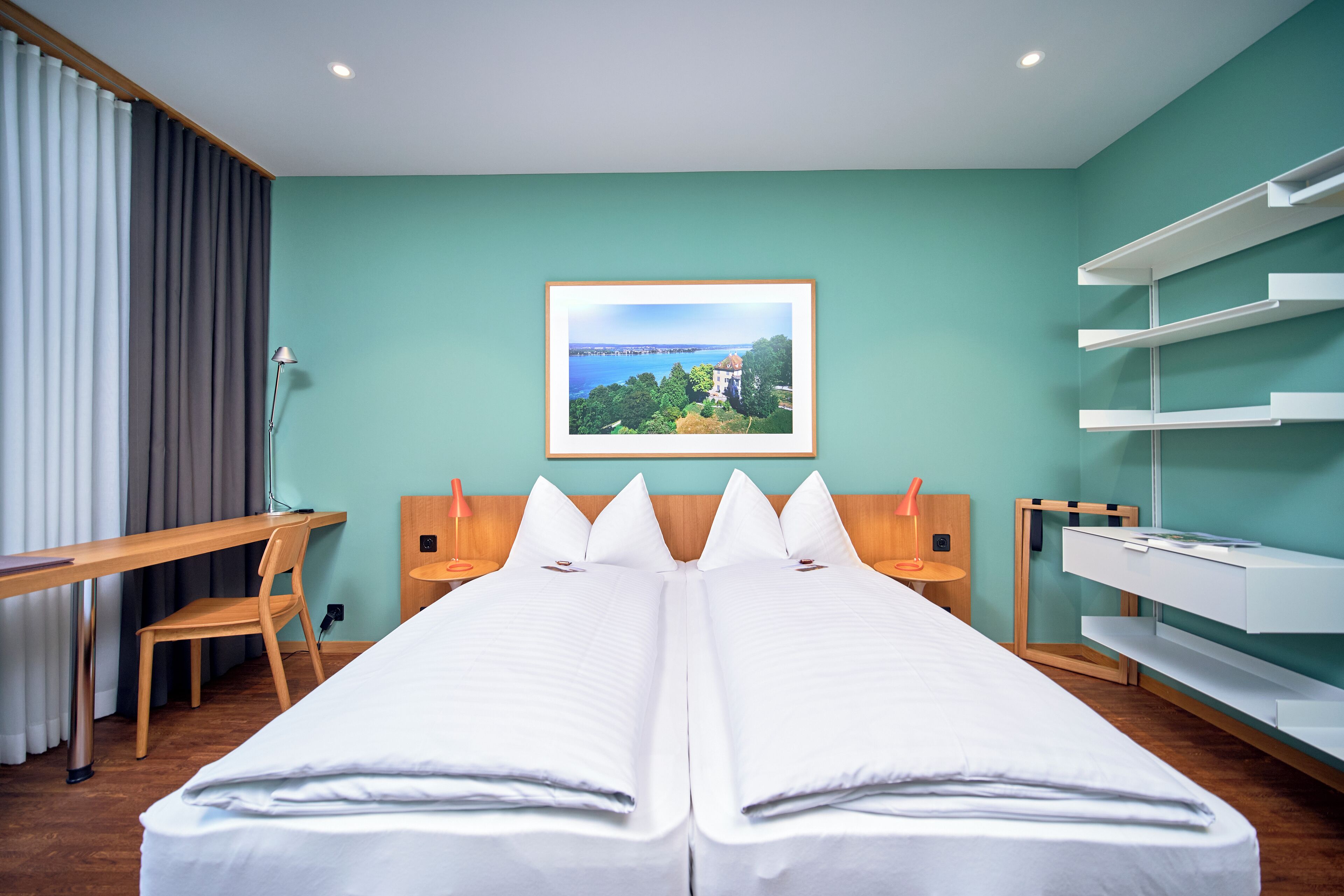 double room "park" | 1 bedroom, hypo-allergenic bedding, desk, blackout curtains