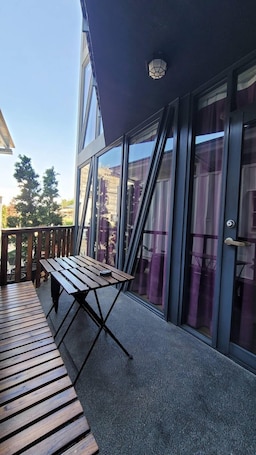 Family Room | Terrace/patio