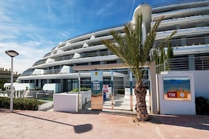 Front of property - Dream Infinity View Apartment (Elche)