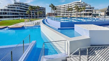 Seasonal outdoor pool