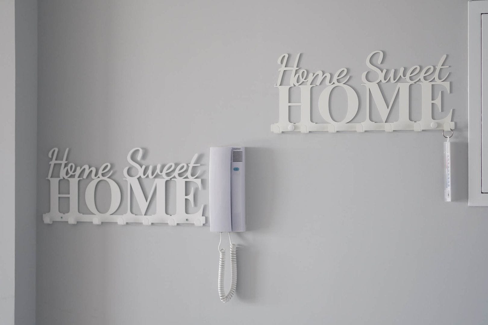 apartment, 2 bedrooms, sea view | living room | flat-screen tv