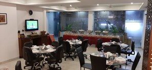 Restaurant - Indiyaah Residency (Gurugram)