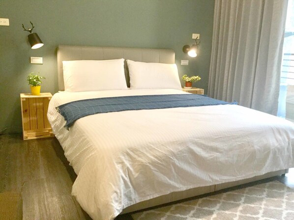 Superior Double Room, Shared Bathroom