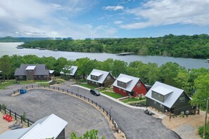 المنشأة من الخارج