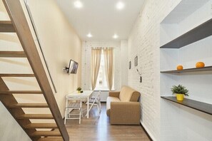 1 bedroom, soundproofing, iron/ironing board, free WiFi