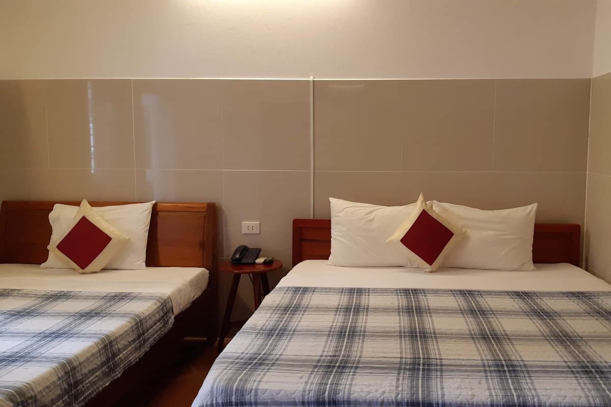 1 bedroom, premium bedding, pillowtop beds, minibar