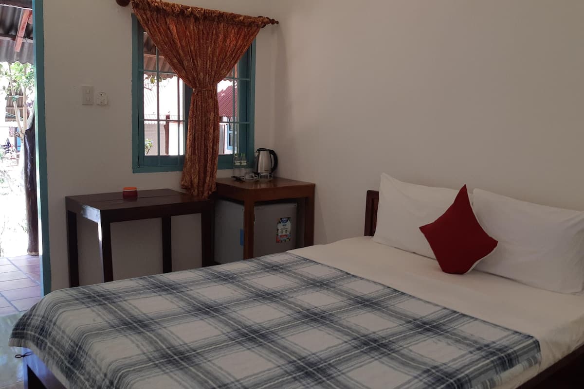 Double or Twin Room | 1 bedroom, premium bedding, pillowtop beds, minibar