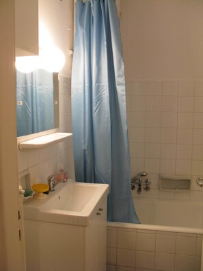Apartment | Bathroom | Towels - Quiet Apartment Ideal for 2 Near Center (Athens)