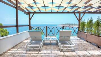 Apollon | Terrace/patio