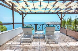 Apollon | Terassi/patio