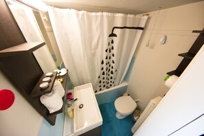 Economy-Apartment, 1 Schlafzimmer, Kochnische, Stadtblick | Badezimmer