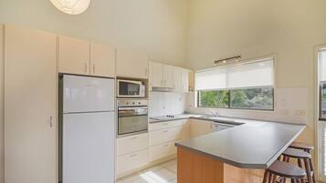 ๋น๋ผ (3 Bedrooms) | ์ ์ฉ ์ฃผ๋ฐฉ | ๋์ฅ๊ณ , ์ ์๋ ์ธ์ง, ์ ๊ธฐ ์ฃผ์ ์, ํ ์คํฐ