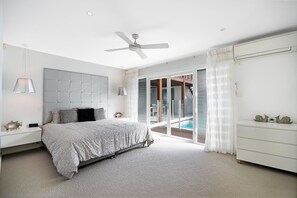 House (4 Bedrooms)
