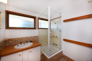 House (4 Bedrooms) | Bathroom