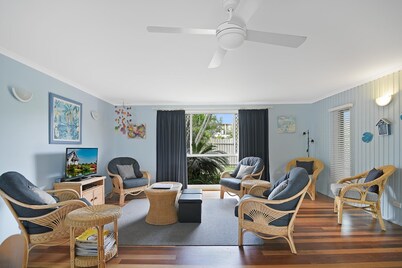 Allamanda Sands - 23 Oriole Avenue