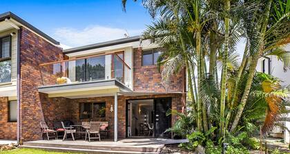 A Beach Break - 1/90 Lorikeet Drive