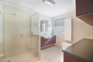 Bathroom - Unit 3 at 4 Pelican Street, Peregian Beach, Noosa Shire (Peregian Beach)