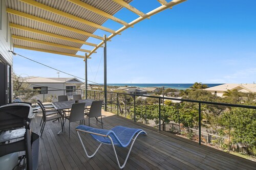 Peregian Beach House - 2/22 Avocet Parade