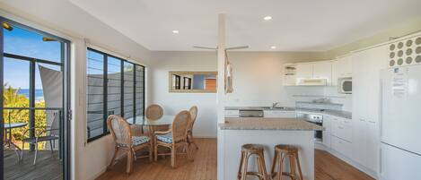 House (4 Bedrooms) | Private kitchen