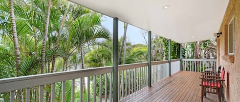Maison (4 Bedrooms) | Balcon