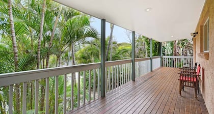 Beach Affair - 10 Callitris Crescent