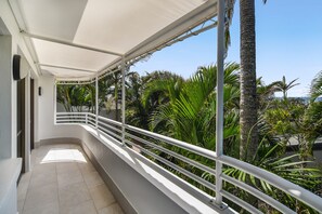 Villa (3 Bedrooms) | Balkong