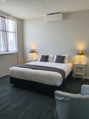 King Room - The Parade Hotel (East Bunbury)