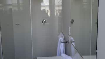 Apartment, 2 Bedrooms | Bathroom | Shower, towels, soap, shampoo