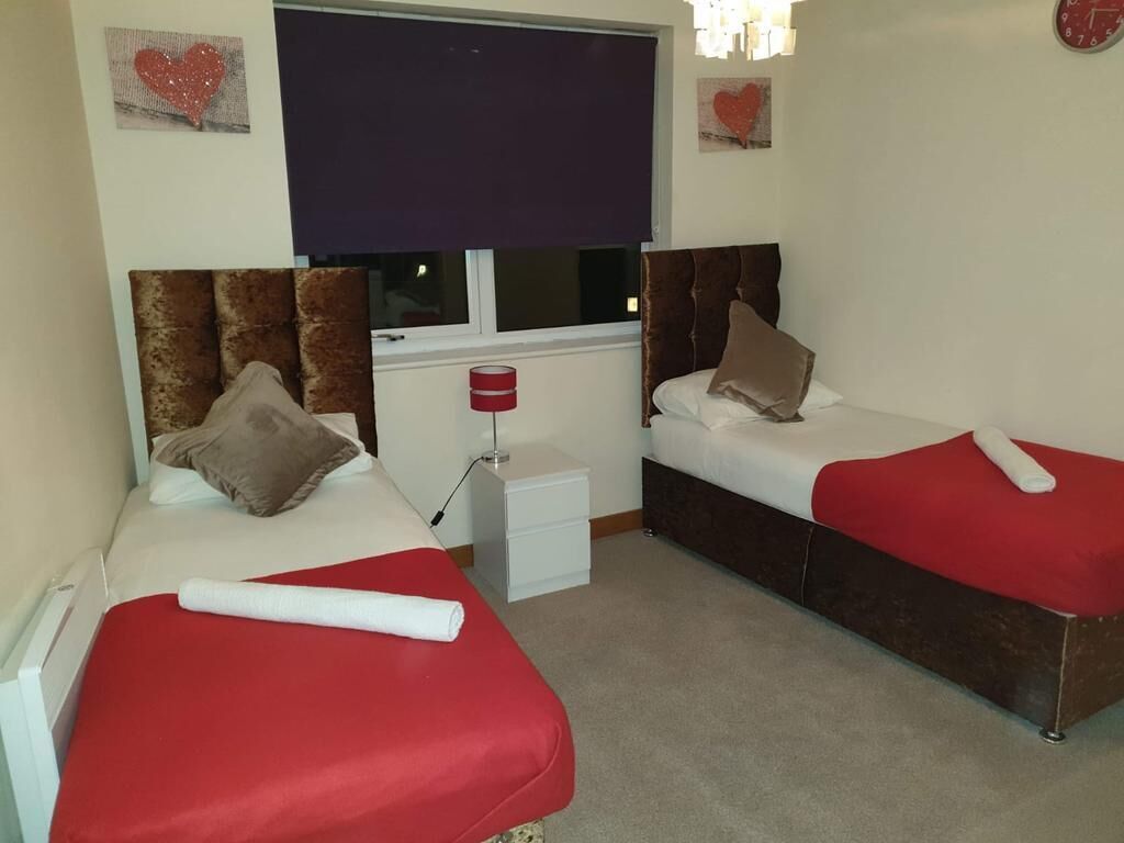 2 soverom, strykejern/-brett, wi-fi og sengetøy