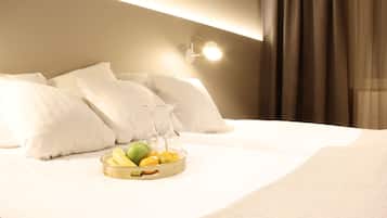 Cortinas blackout, tabla de planchar con plancha, cunas y wifi gratis