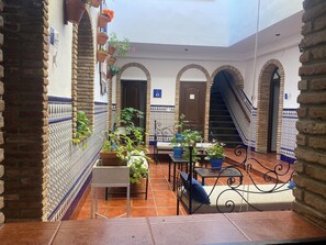 Triple Room, Shared Bathroom