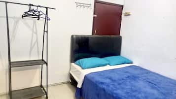 Standard Room with Fan | Desk, free WiFi