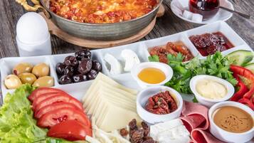 Free daily full breakfast