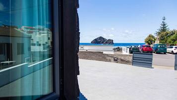 Ferienhaus, 2 Schlafzimmer, Terrasse, Meerseite | Strand-/Meerblick