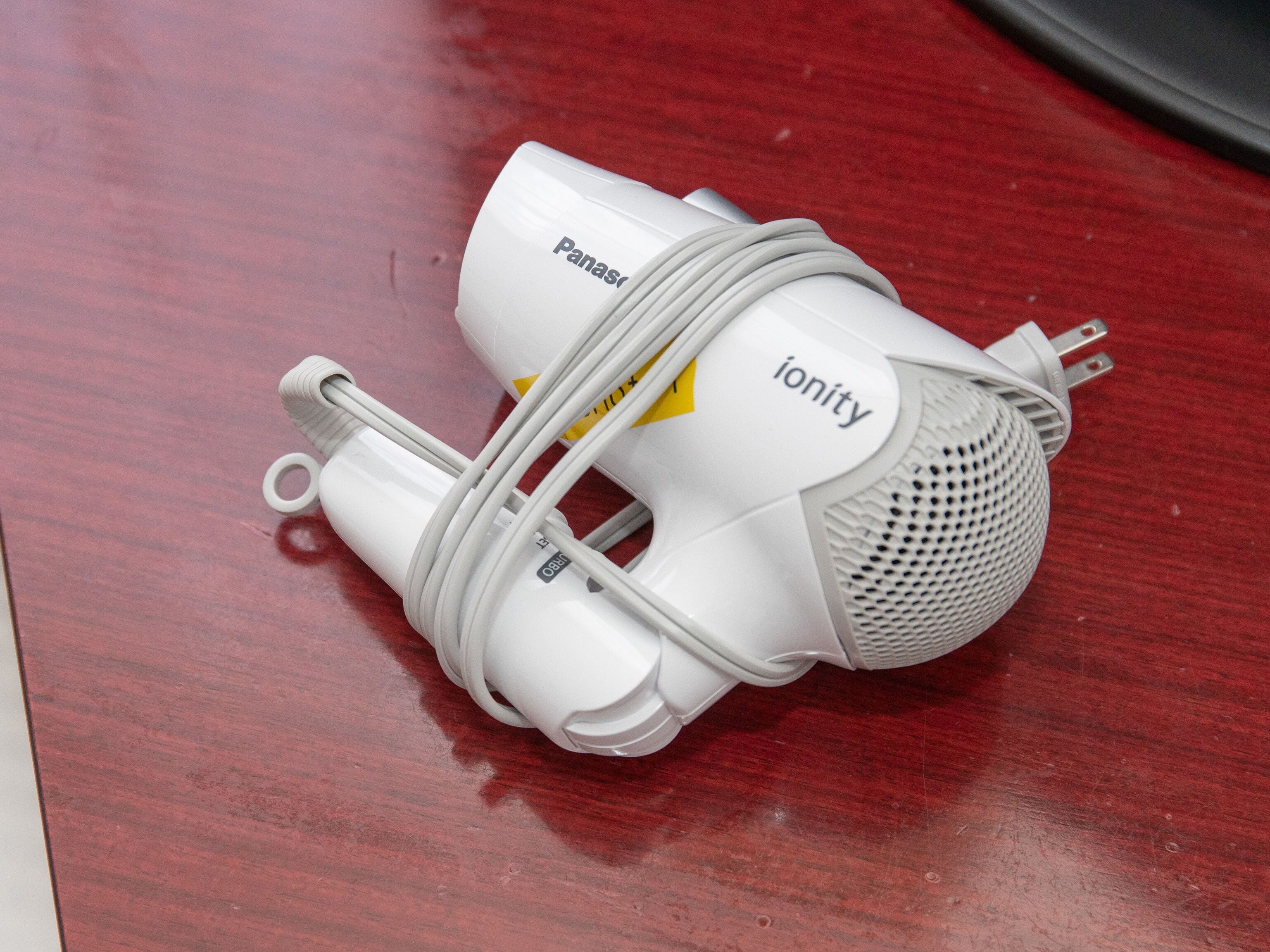 twin room, non smoking | 1 bedroom, iron/ironing board, free wifi, bed sheets