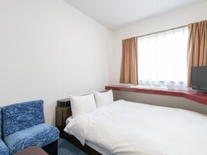 Double Room, Non Smoking | Iron/ironing board, free WiFi, bed sheets