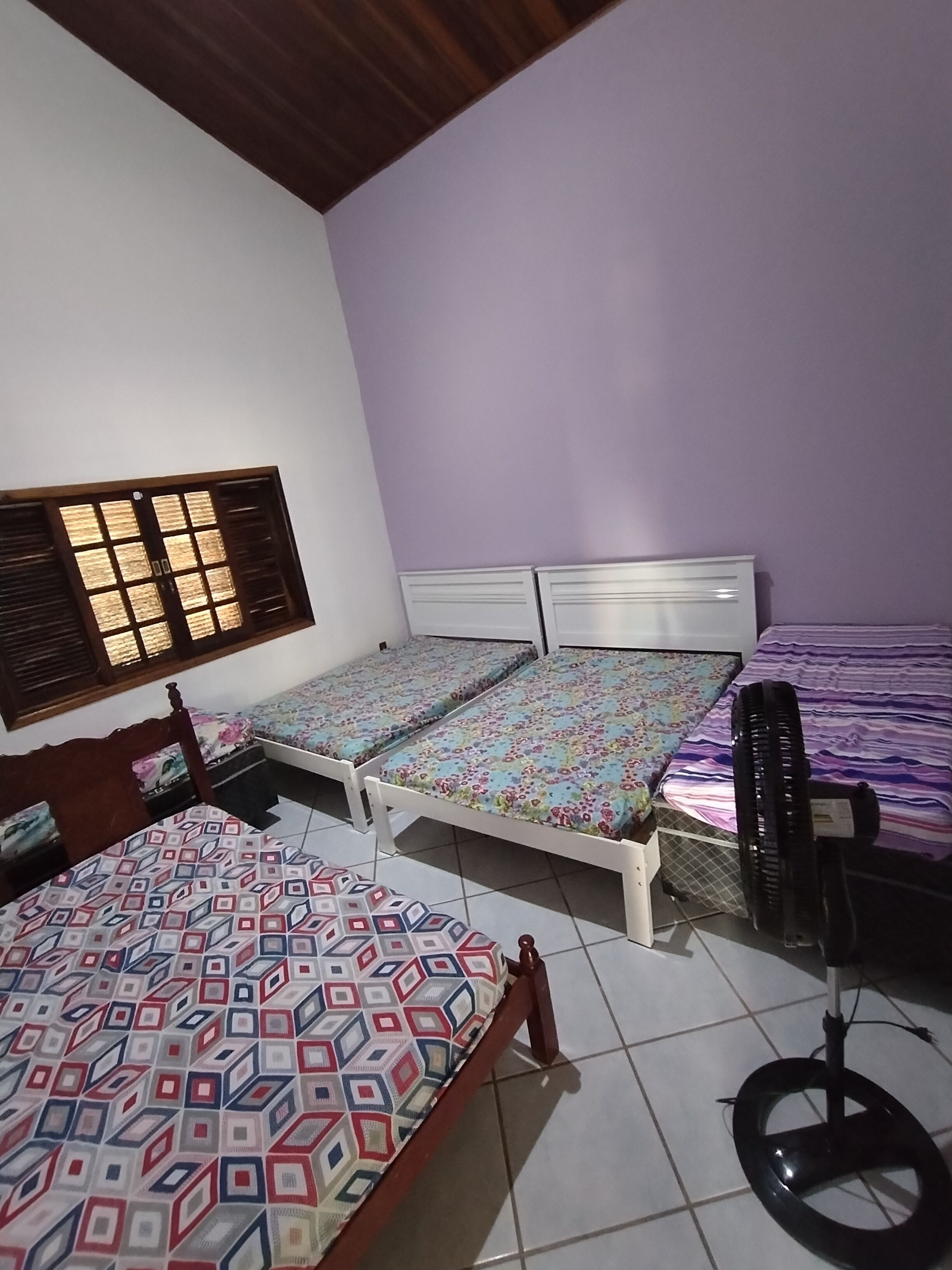 3 bedrooms, iron/ironing board, WiFi (free)