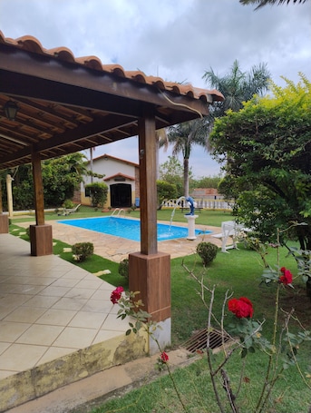 Pool. Chácara Recanto do baiano