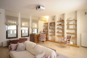 Family Apartment, 2 Bedrooms, Non Smoking, Kitchen | Living area | Smart TV, video-game console, Netflix, toys