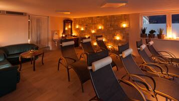 Sauna, steam room, deep-tissue massages, sports massages, massages