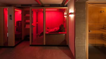 Sauna seca, sauna a vapor, massagens musculares profundas