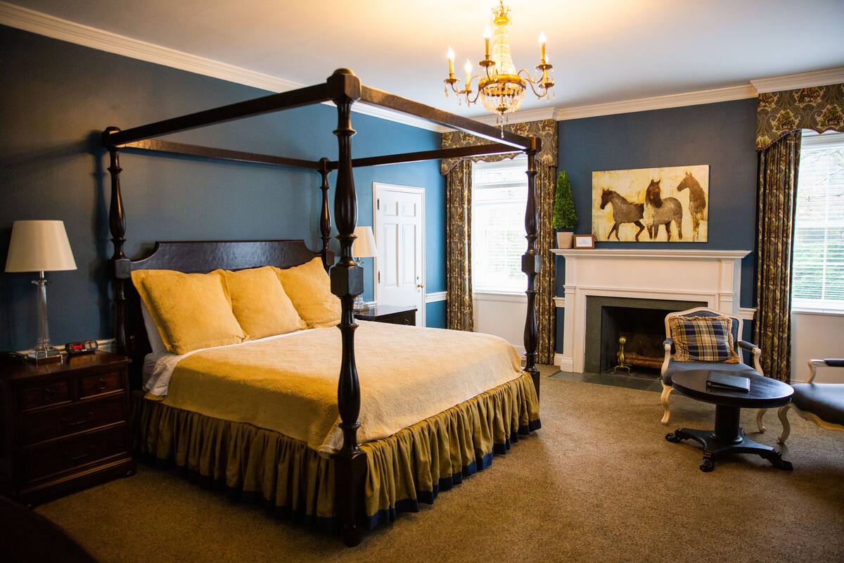 Standardzimmer, 1 King-Bett, Nichtraucher (Johnson Room. 1 bedroom)